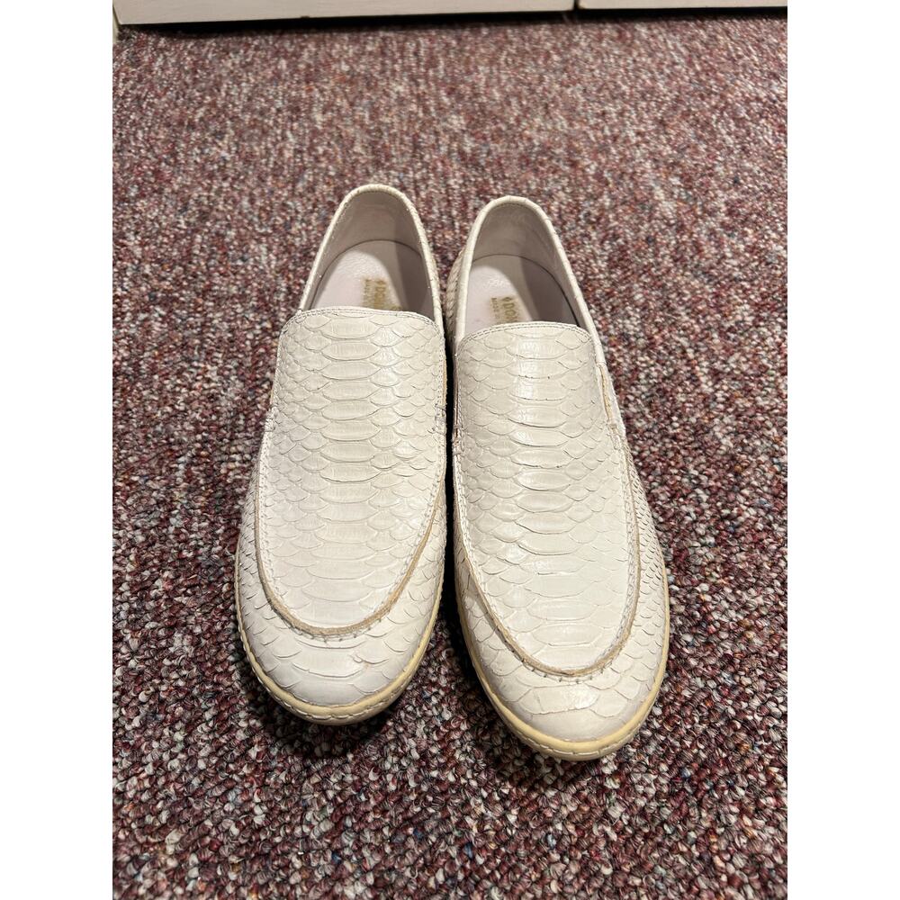 Donald Pliner Marceline mock-croc white loafers size 9